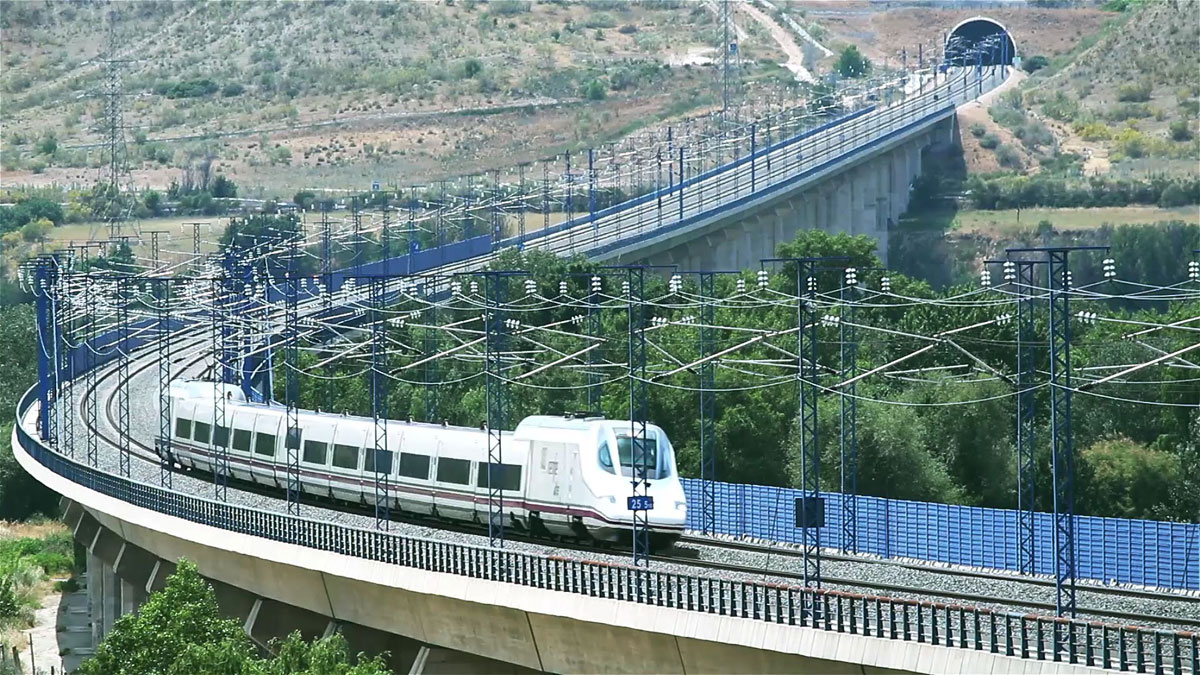 Viaducts over Jarama river for Madrid–Barcelona high-speed rail line (Spain) 
